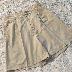HEAD brand Walking shorts w pockets--size 8- like new